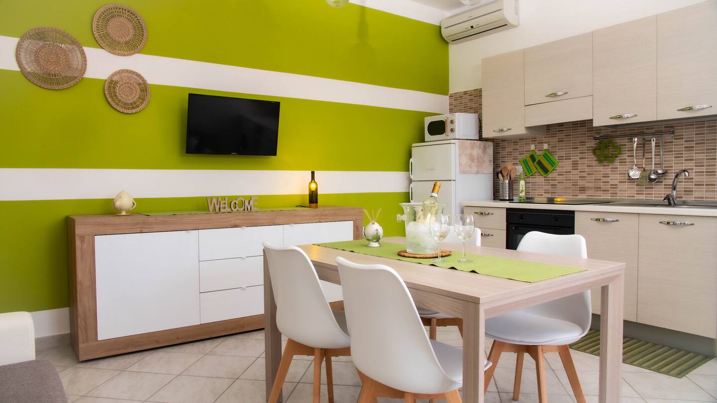 Cucina, Esterni e Servizi Extra